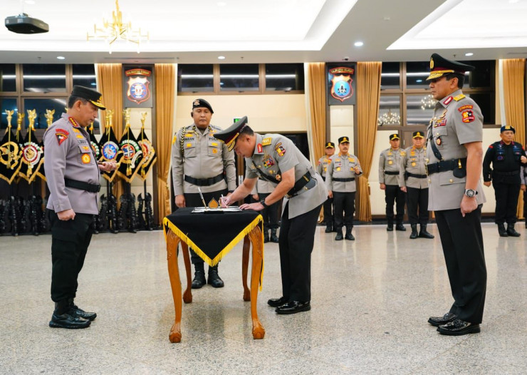 Pimpin Sertijab Irwasum, Kapolri Gelorakan Tingkatkan Kepercayaan Publik