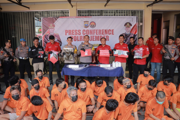 Dua Bulan Polres Jember Berhasil Ungkap 38 Kasus Narkoba, 49 Tersangka Diamankan