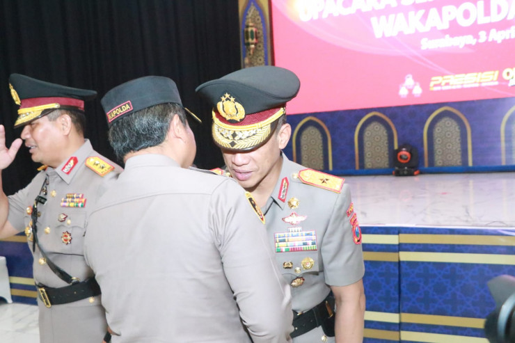 Mantan Kapolrestabes Surabaya Resmi Dilantik Sebagai Wakapolda Jawa Timur