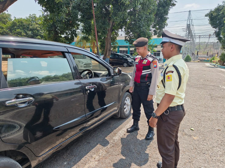 Dukung Pengamanan KTT AIS Forum 2023 di Bali, Polres Situbondo Gelar Patroli Obvit Gardu Induk PLN