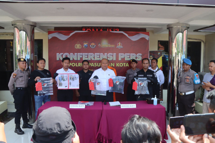 Polres Pasuruan Kota Amankan Tersangka Percobaan Pencurian Dengan Kekerasan di Minimarket