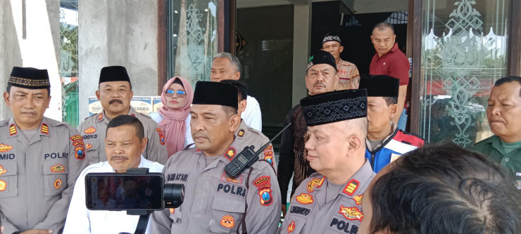 Jumat Curhat Polresta Sidoarjo di Balongbendo