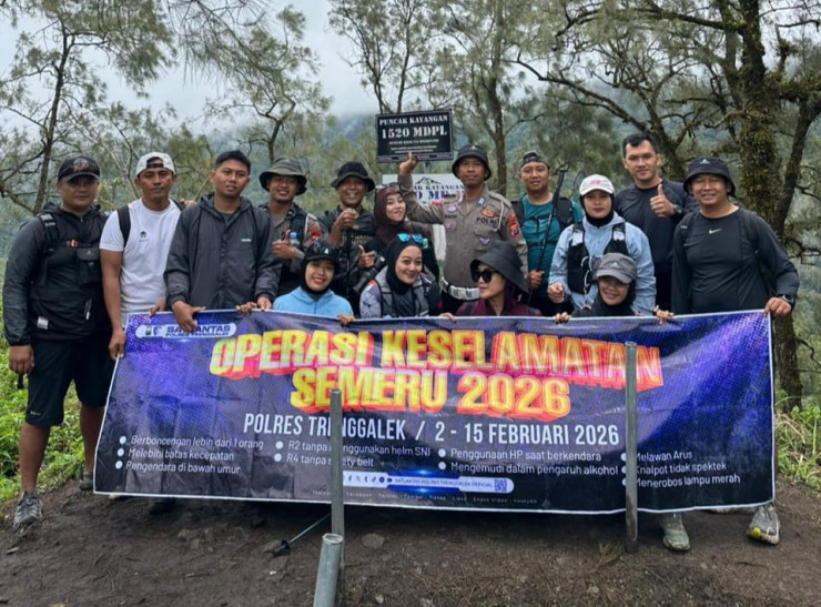 Polres Trenggalek Kampanyekan Operasi Keselamatan Semeru 2026 Dengan Muncak Bareng