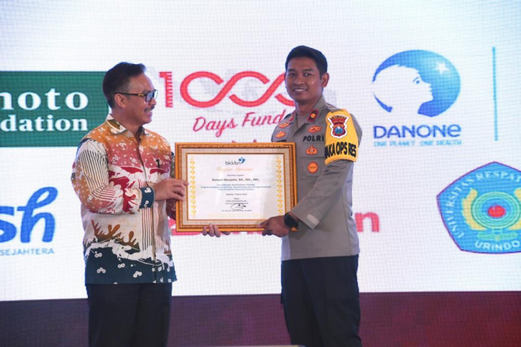 Penthul Melikan Polres Ngawi Mendapat Penghargaan dari BKKBN dan Menko PMK