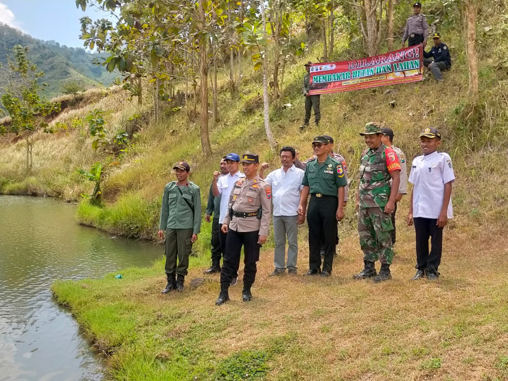 Sinergitas Polres Tulungagung bersama TNI dan Perhutani Gelar Patroli Cegah Karhutla