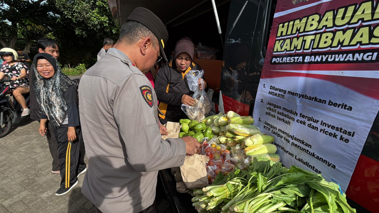 Harkamtibmas Polresta Banyuwangi Sambang Warga Gelorakan Mayur Kamtibmas
