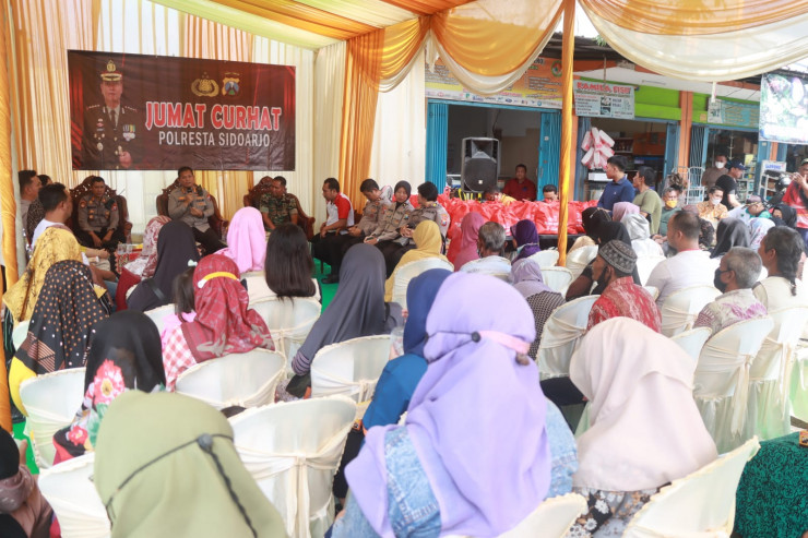 Warga Tarik Antusias Curhat Kamtibmas ke Kapolresta Sidoarjo