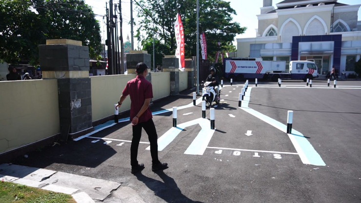 Satlantas Polresta Sidoarjo Mulai Terapkan Lintasan Baru Uji Praktik SIM C Tanpa Angka 8