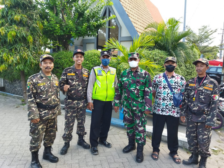 TNI-Polri di Sidoarjo Patroli Bareng Jogo Sidoarjo