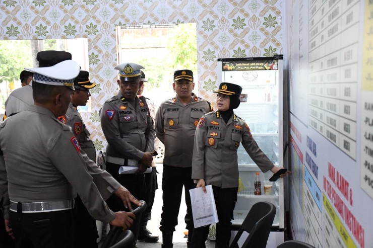 Tim Wasops Polda Jatim Kunjungi Pospam Nataru PSC Kota Madiun Pastikan Pam Nataru Lancar