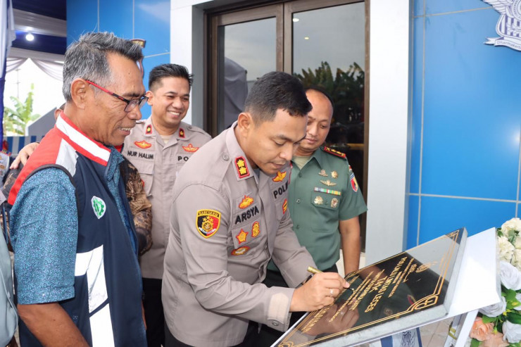 Jelang Lebaran, Kapolres Probolinggo Resmikan Bangunan Baru Pos Lalu Lintas di Exit Tol Leces