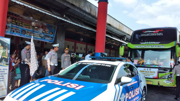 Polres Ngawi Berangkatkan 6 Bus Balik Mudik Gratis Tujuan Jakarta