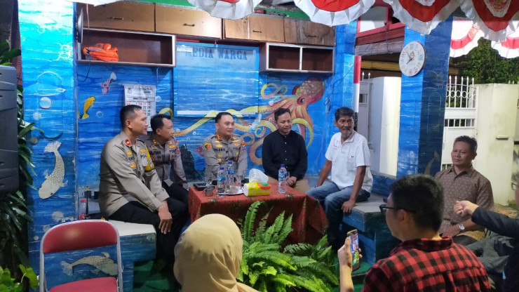 Polrestabes Surabaya Gelar Cangkrukan Kamtibmas Ciptakan Situasi Kondusif