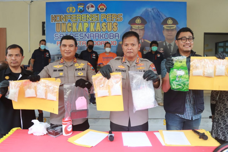 Dua Kurir Sabu Diringkus Polisi di Hotel Sidoarjo