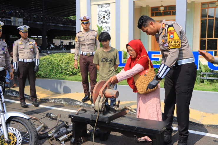 Jelang Nataru Polres Tuban Amankan Ratusan Kendaraan Roda Dua Berknalpot Brong