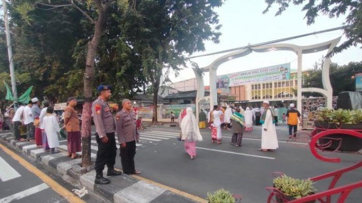Polres Gresik Jamin Keamanan Perayaan Idul Adha 1444 H Terjunkan Ratusan Personel Gabungan