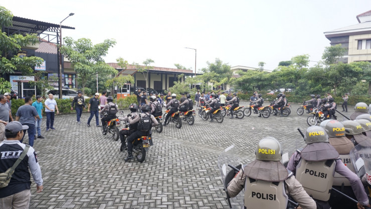 Polresta Sidoarjo Gelar Simulasi Pengendalian Massa