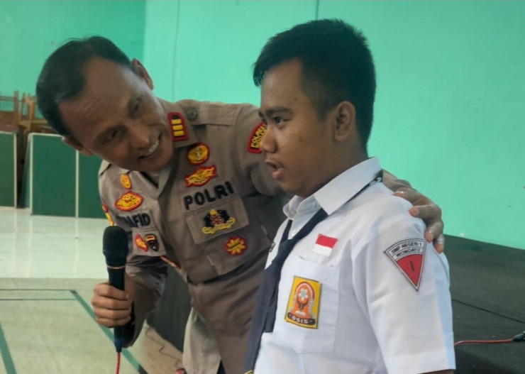 Kapolsek Wonoayu Motivasi Pelajar, Cegah Kenakalan Remaja