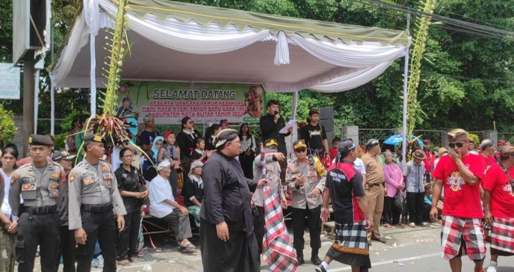 Polres Blitar Berikan Jaminan Keamanan Rangkaian Hari Raya Tahun Baru Saka Bagi Umat Hindhu