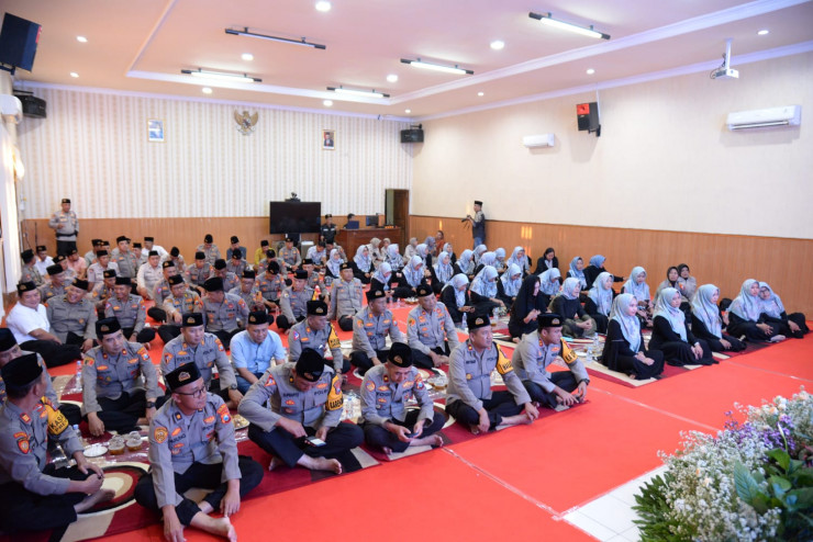 Pelihara Harmonisasi di Bulan Ramadhan Polres Madiun Kota Buka Puasa Bersama