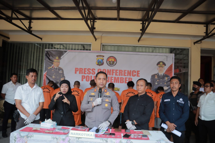 Polres Jember Ungkap Penyalahgunaan Narkoba 10 orang Berhasil Diamankan Satu Diantaranya Oknum Perangkat Desa