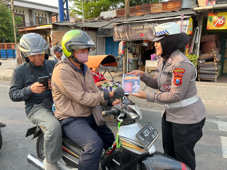 Upaya Preemtif Operasi Zebra Semeru 2024, Satlantas Polresta Sidoarjo Turun Langsung Ke Masyarakat