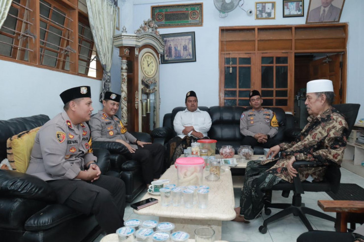 Cooling Sistem Pilkada 2024 Kapolres Lamongan Silaturahmi ke Pondok Pesantren Sunan Drajat Paciran