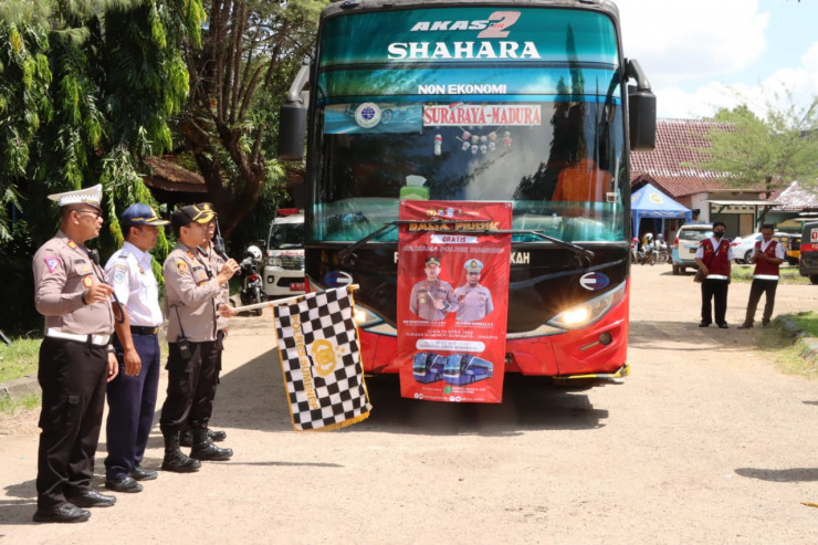 Polres Sumenep Berangkatkan Dua Bus Balik Mudik Gratis