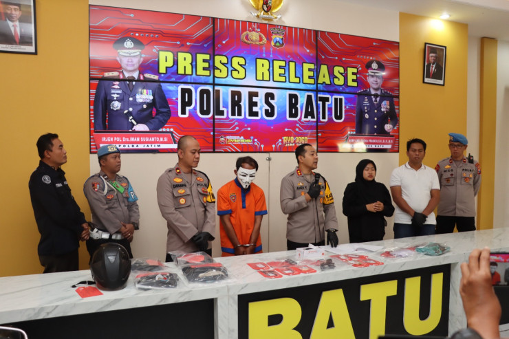 Kurang Dari 12 Jam Polres Batu Berhasil Amankan Tersangka Penembakan Tukang Bakso
