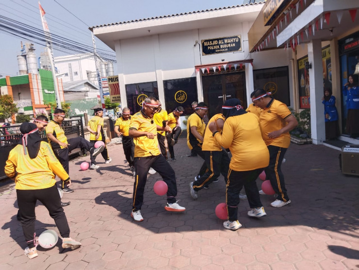 Semarak HUT Kemerdekaan RI ke-81, Polsek Buduran Gelar Lomba Tradisional Pererat Soliditas Personel