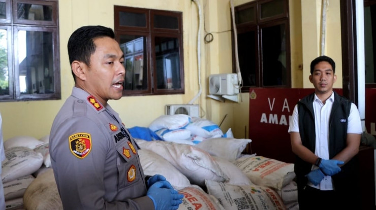 Polres Probolinggo Berhasil Ungkap Kasus Penimbunan Pupuk Bersubsidi Sebanyak 1,5 Ton