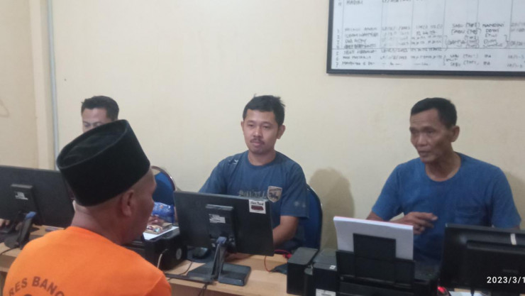 Polres Bangkalan Amankan Seorang Kakek Diduga Terlibat Penyalahgunaan Narkoba