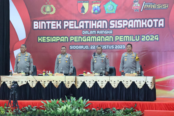 Polda Jatim Gelar Bintek Pelatihan Sispamkota Pengamanan Pemilu 2024