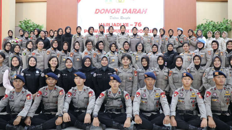 Rangkaian HUT Polwan ke-76 Diperingati Dengan Donor Darah