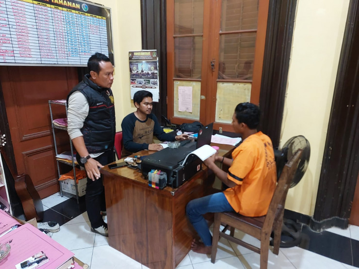 Operasi Pekat, Polres Bondowoso Berhasil Amankan Terduga Pengedar Ribuan Pil Logo Y