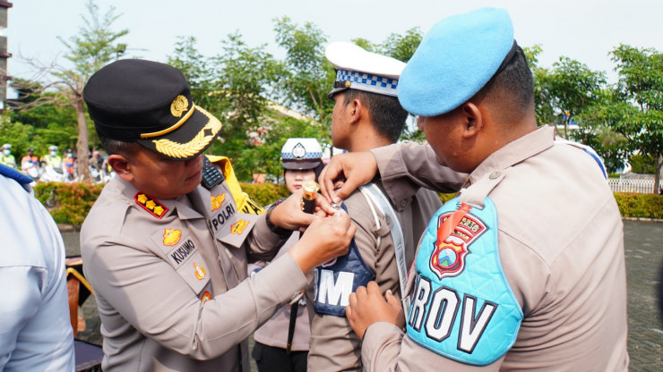 Kapolresta Sidoarjo Pimpin Apel Gelar Pasukan Operasi Ketupat Semeru 2023