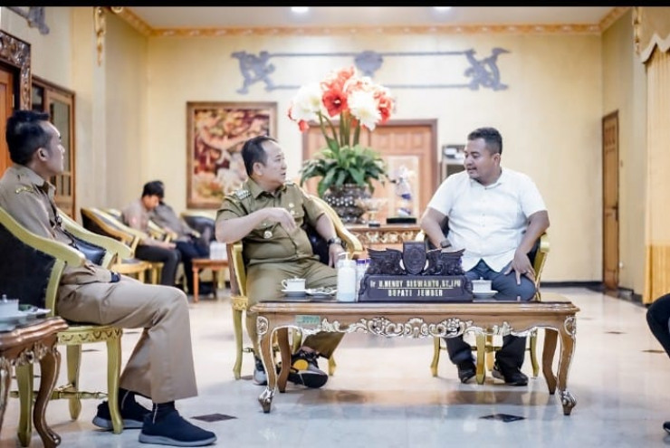 Sebanyak 27 Personel Satreskrim Polres Jember Terima Penghargaan dari Bupati