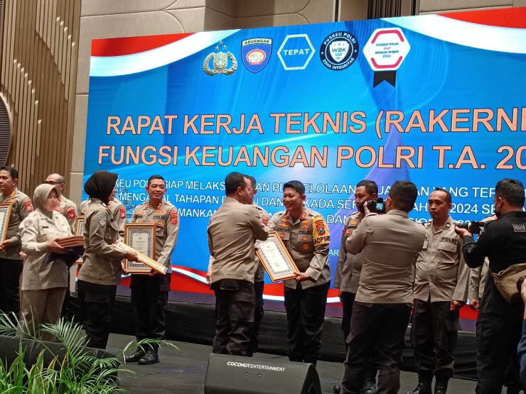 Kapolres Ponorogo Kembali Raih Penghargaan Dari Kementrian Keuangan RI