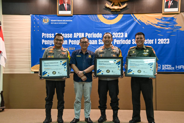 Polres Lumajang Kembali Raih Penghargaan Bidang Pengelolaan Anggaran