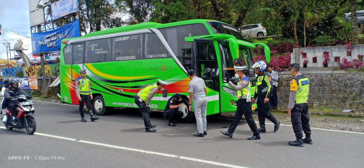 *Polres Magetan Buka Bengkel Siaga dan Lakukan Ramp Check di Cemorosewu Pada Ops Ketupat 2023