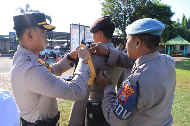 Kapolres Madiun Kukuhkan 349 Personel Bertugas Sebagai Polisi RW