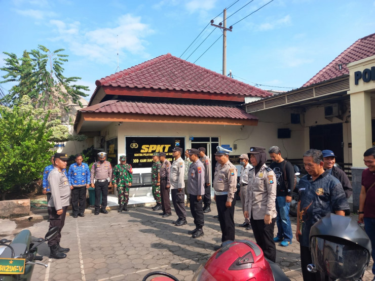 Halal Bi Halal Tiga Pilar di Sukodono