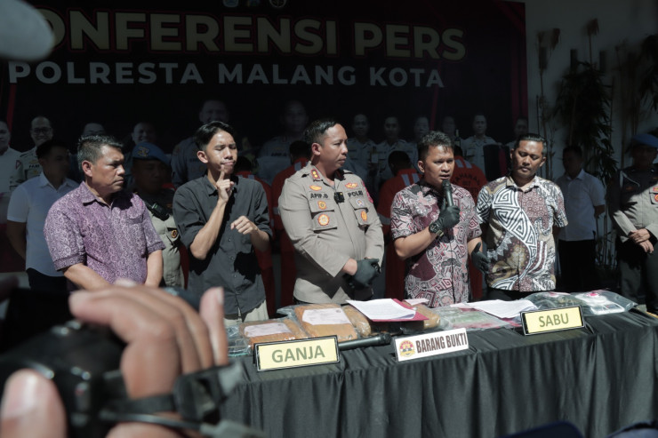 Polresta Malang Kota Kembali Berhasil Gagalkan Peredaran Narkoba Lima Tersangka Diamankan