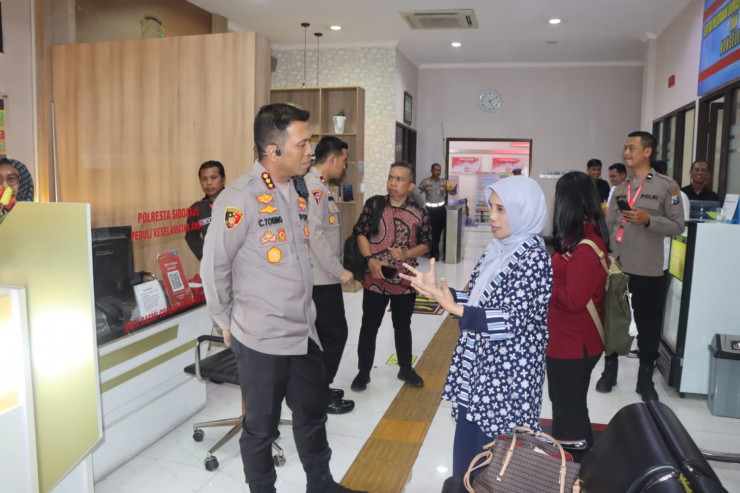 Kementerian PANRB Lakukan Verifikasi dan Observasi Lapangan Layanan Publik di Polresta Sidoarjo